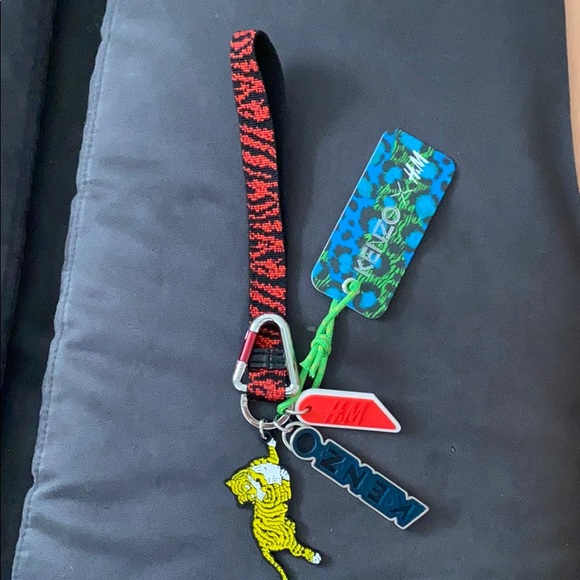 New with tags! H&M x Kenzo collab key chain
